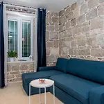 Apartment Modern Stone In The Heart Of Split