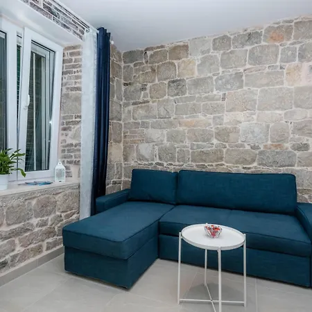 Appartement Modern Stone In The Heart Of *