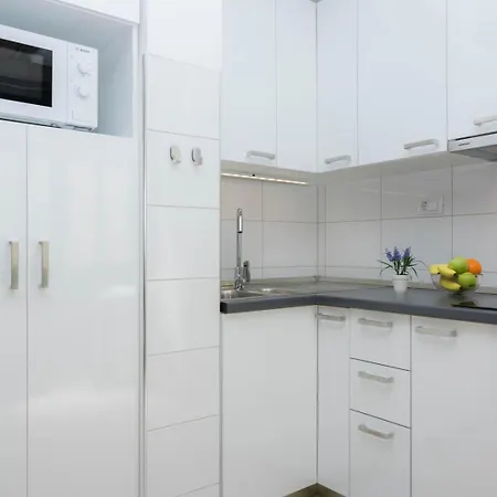 Modern Stone In The Heart Of شقة سبليت
