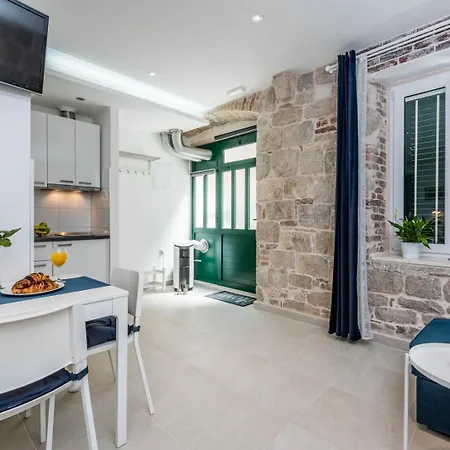 Apartamento Modern Stone In The Heart Of Split