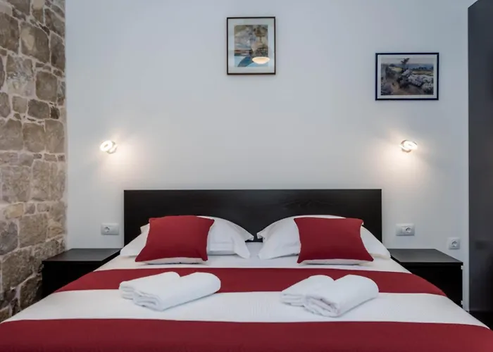 Modern Stone Studio In The Heart Of Split 아파트 스플리트