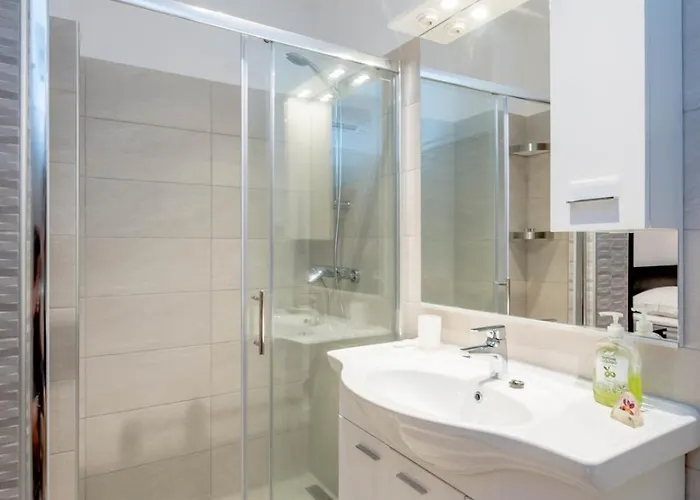 아파트 Modern Stone Studio In The Heart Of Split 스플리트