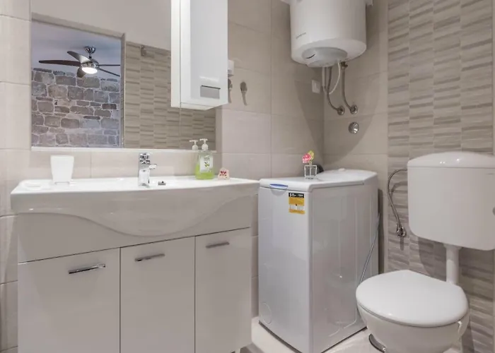 Apartment Modern Stone Studio In The Heart Of Split Split